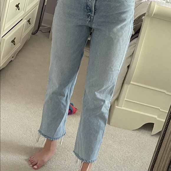 Zara Straight Leg High Rise Light Wash Jeans - Picture 2 of 7
